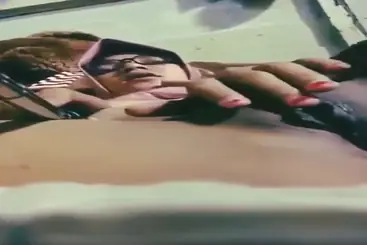 Jilbab Narsis Kacamata